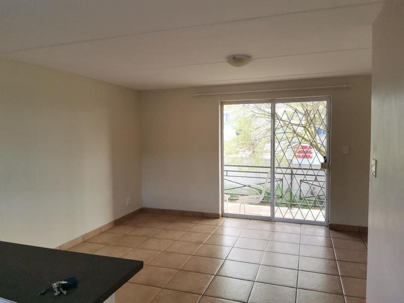 To Let 2 Bedroom Property for Rent in Vredekloof Western Cape